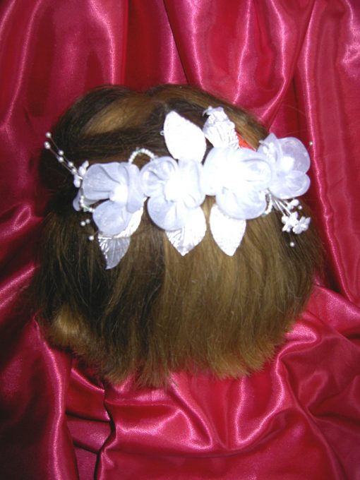 Brautgesteck mit Organzablüten – Bild 3